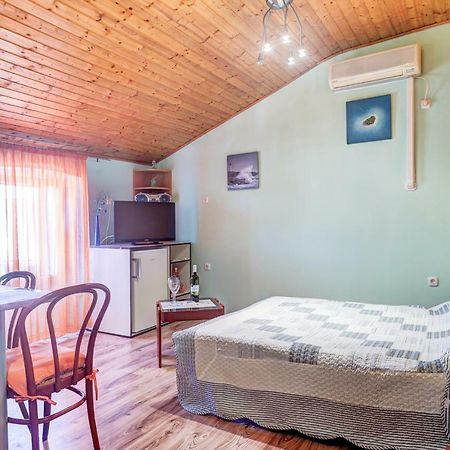 Apartment In Center Pula Exteriér fotografie